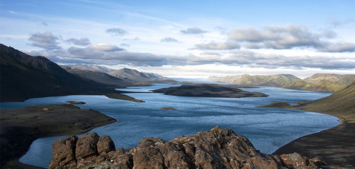 Langisjór er eitt af stærstu stöðuvatnshlotum landsins og liggur á Skaftártunguafrétti. Stöðuvatnið var útnefnt sem stöðuvatnshlot sem endurspeglar mjög gott vistfræðilegt ástand fyrir djúp hálendisvötn af fagstofnunum.