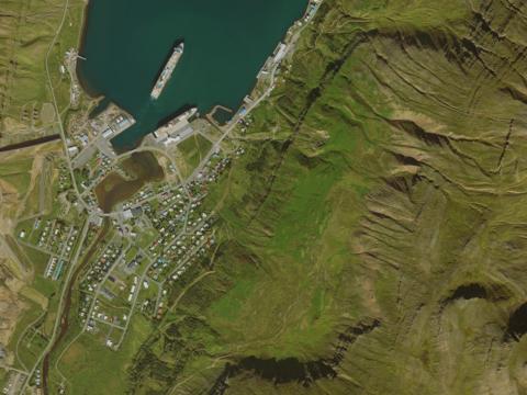 Loftmynd af Seyðisfirði tekin í ágúst 2025