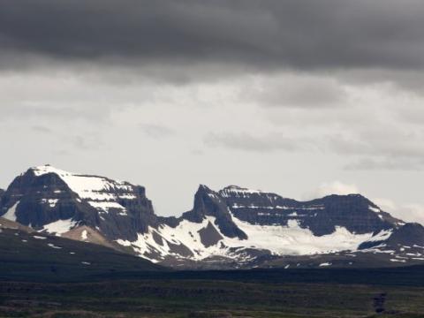  Dyrfjöll. Mynd: Guðni Hannesson.