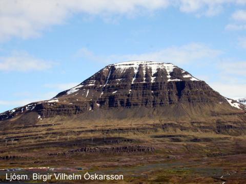 Teigagerðistindur, Reyðarfirði