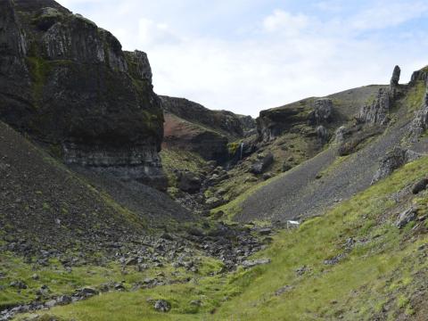Surtarbrandsgil