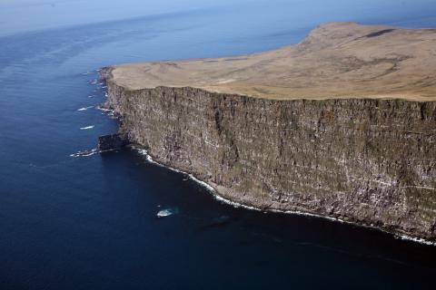 sf-v_13-latrabjarg_ag.jpg Látrabjarg